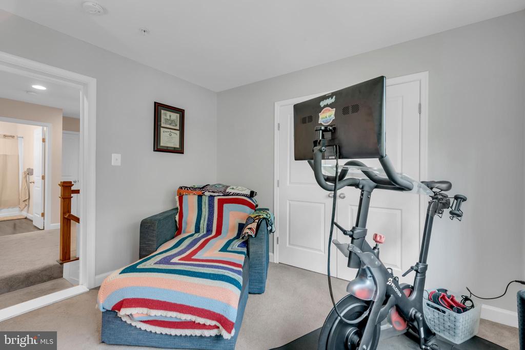 158 Ackerman Dr