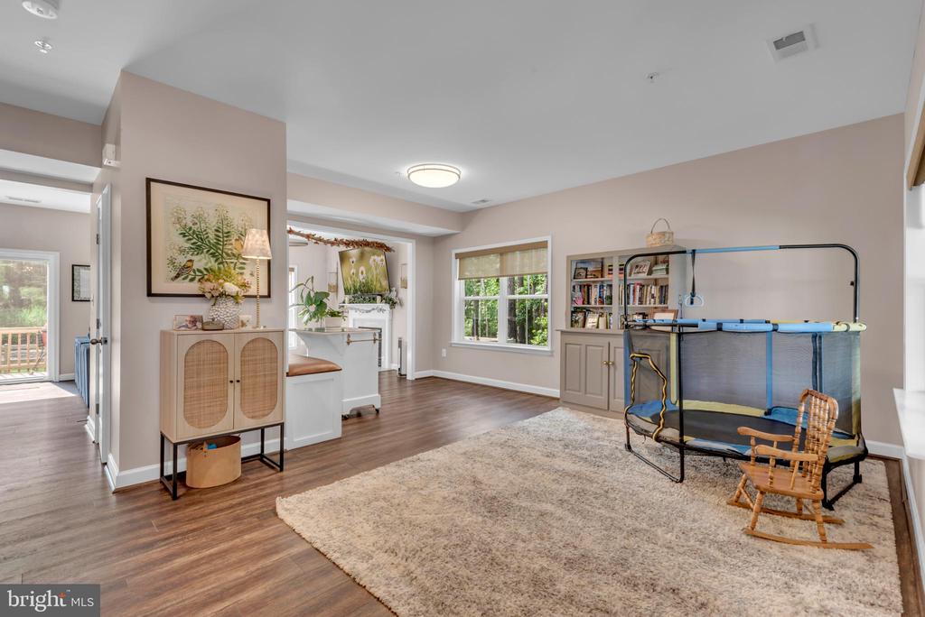 158 Ackerman Dr
