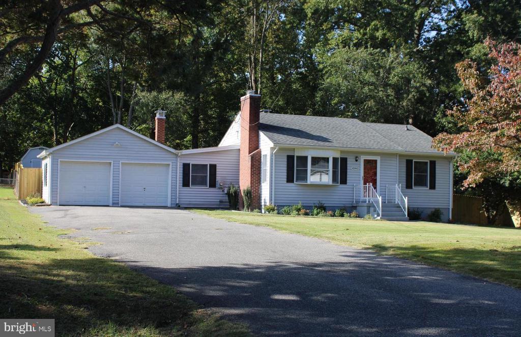 45965 E SUNRISE DRIVE