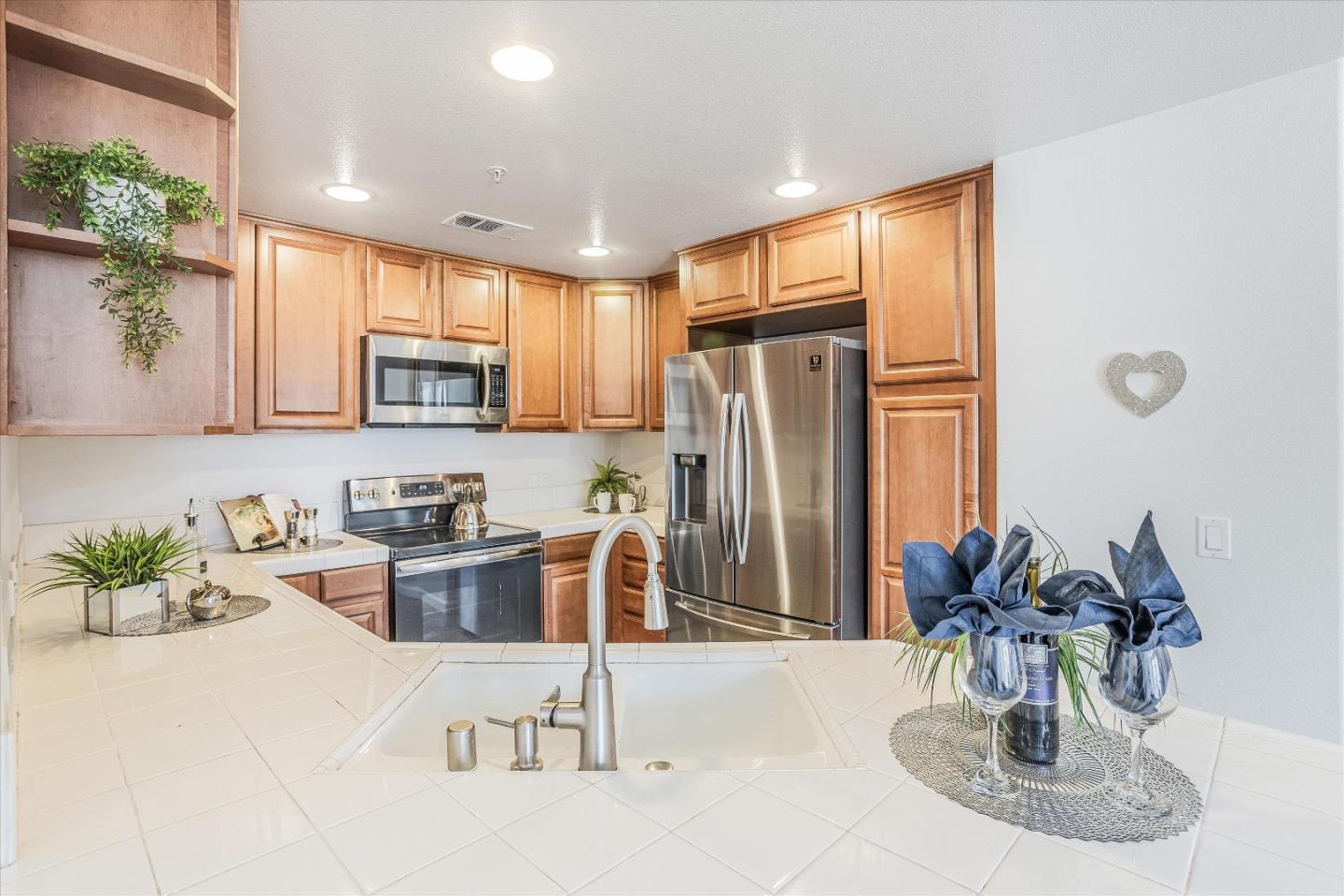 800 S Abel ST 519