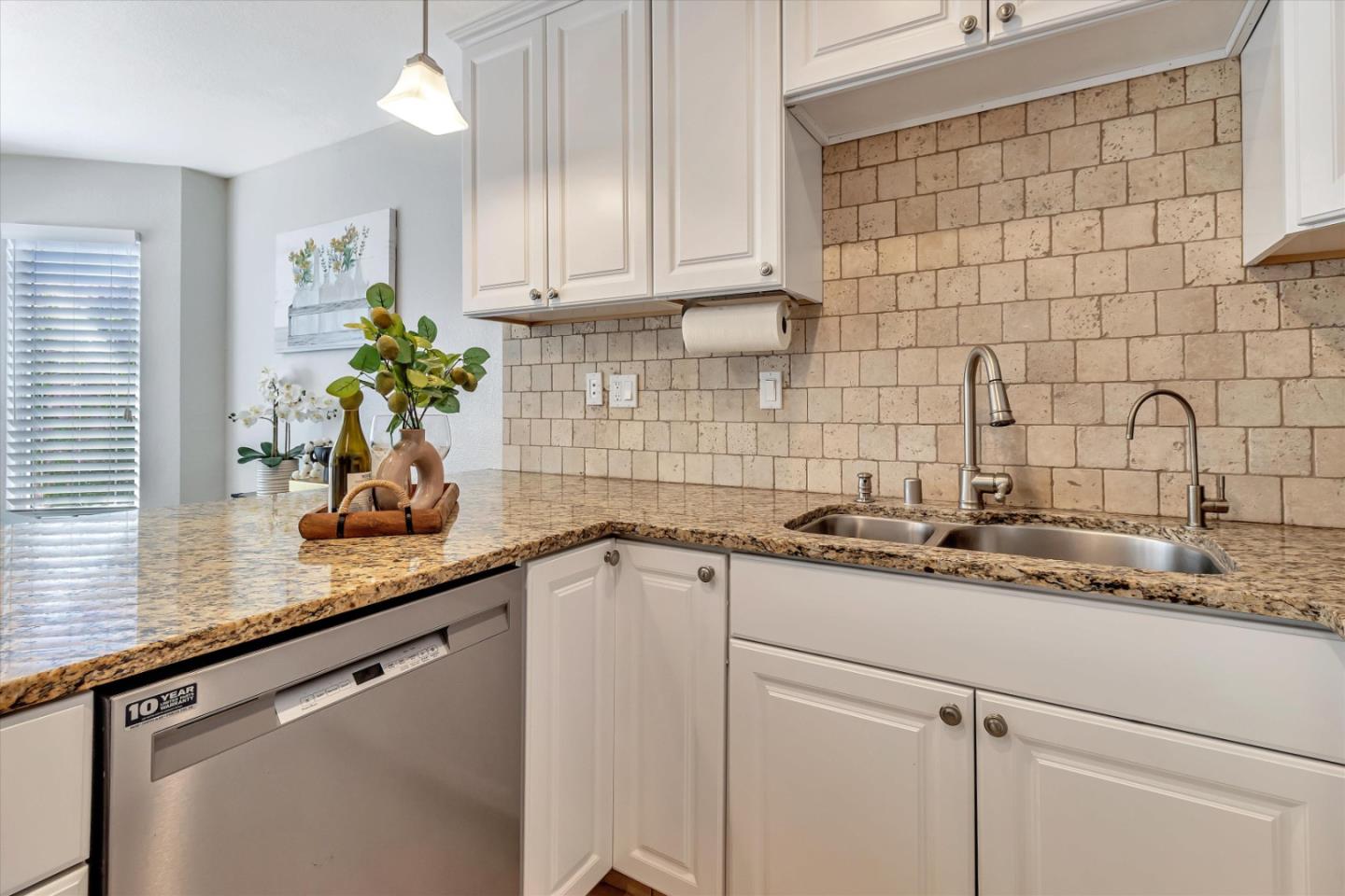 5639 Blossom Park LN