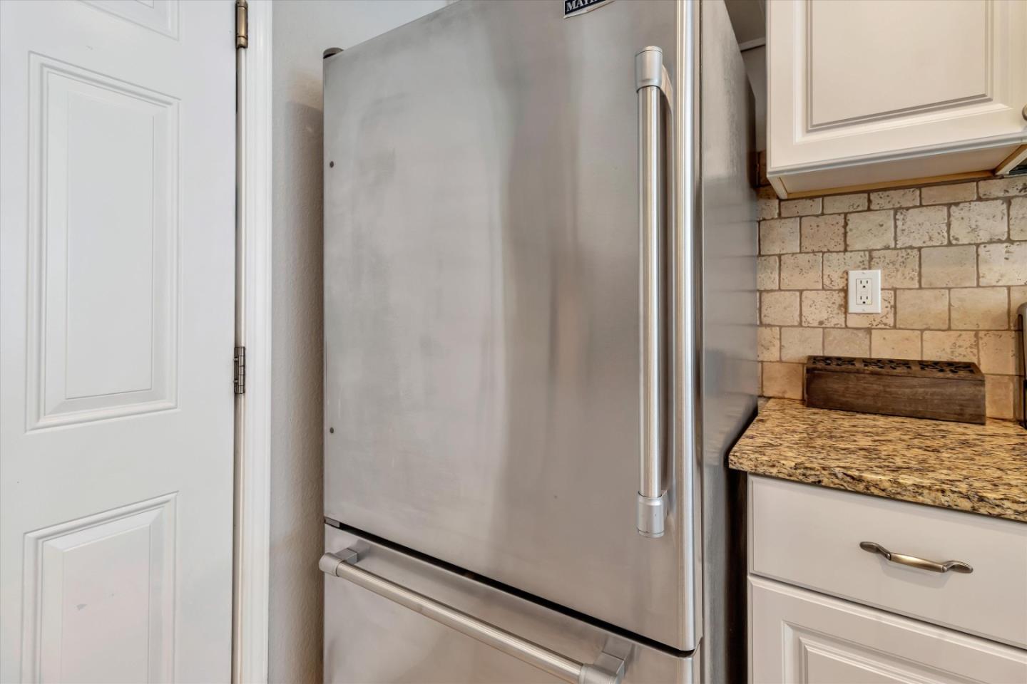 5639 Blossom Park LN