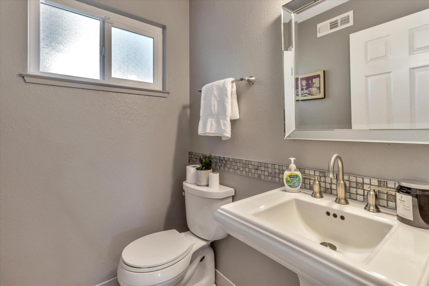 5639 Blossom Park LN