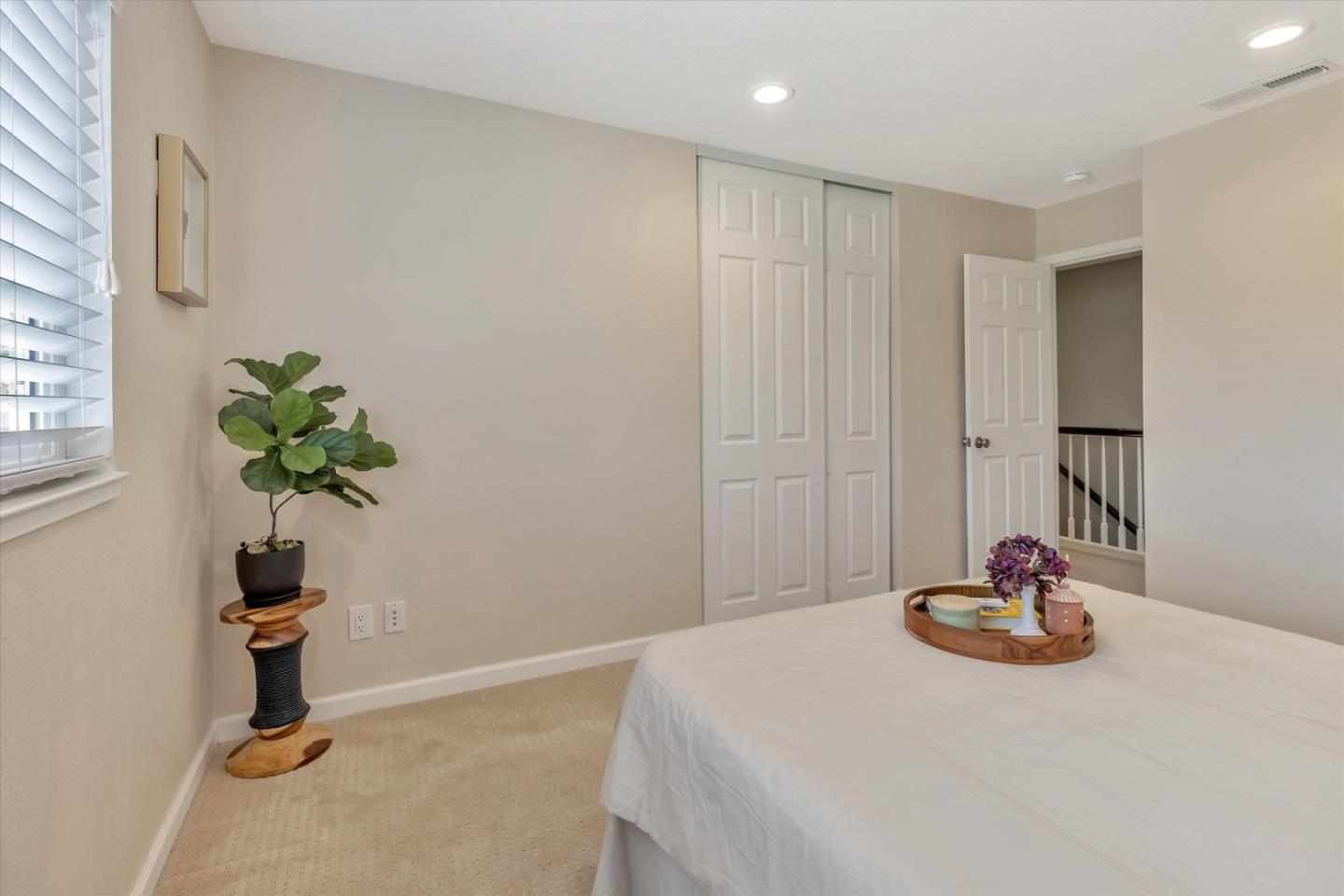 5639 Blossom Park LN