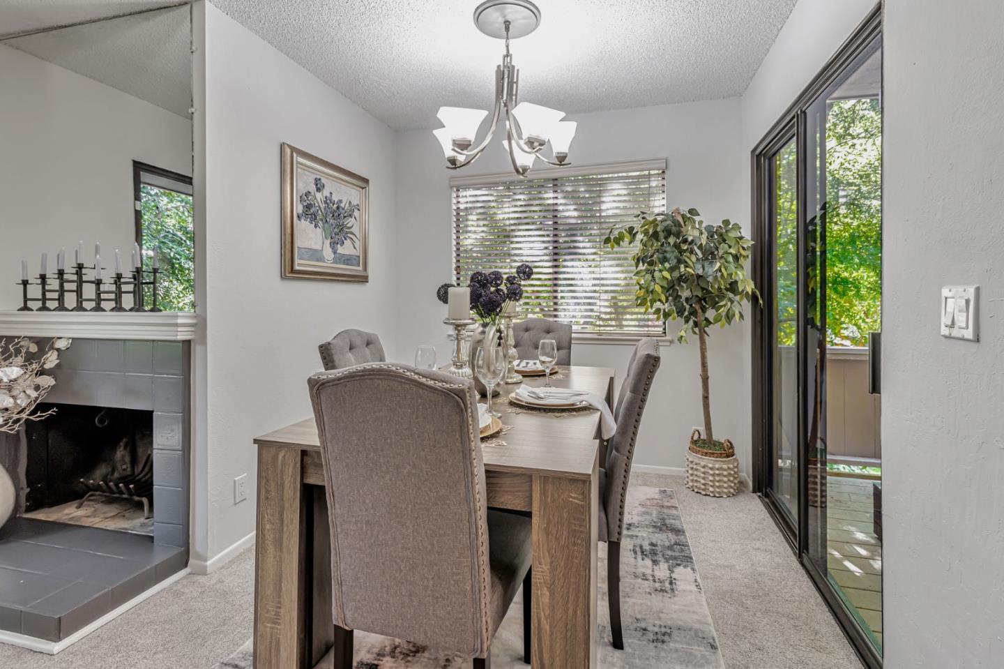 3033 Kaiser DR H