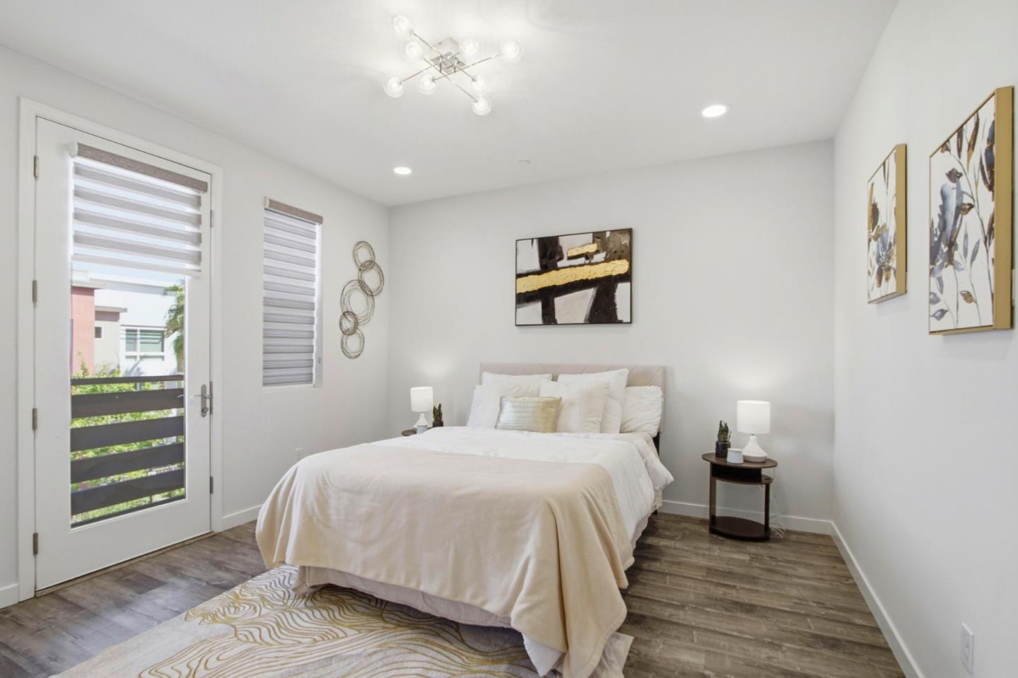 439 Ellicott LOOP