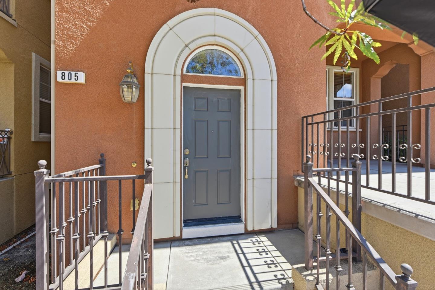 805 Adeline AVE