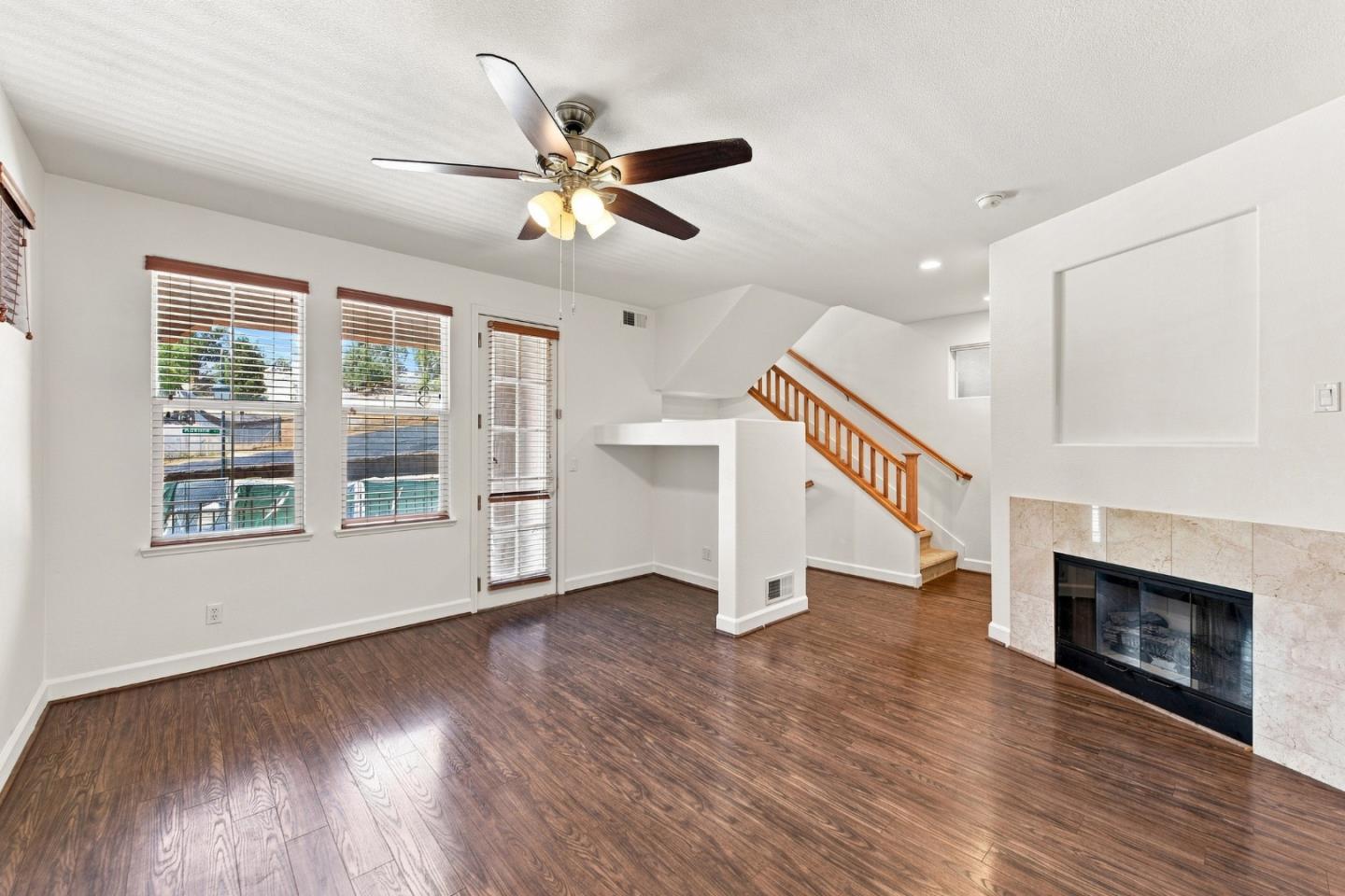 805 Adeline AVE