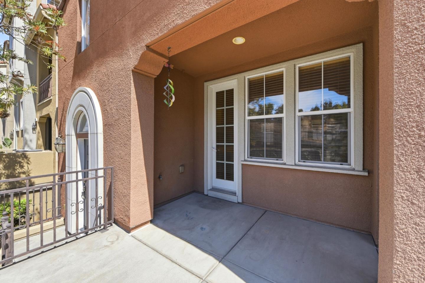 805 Adeline AVE