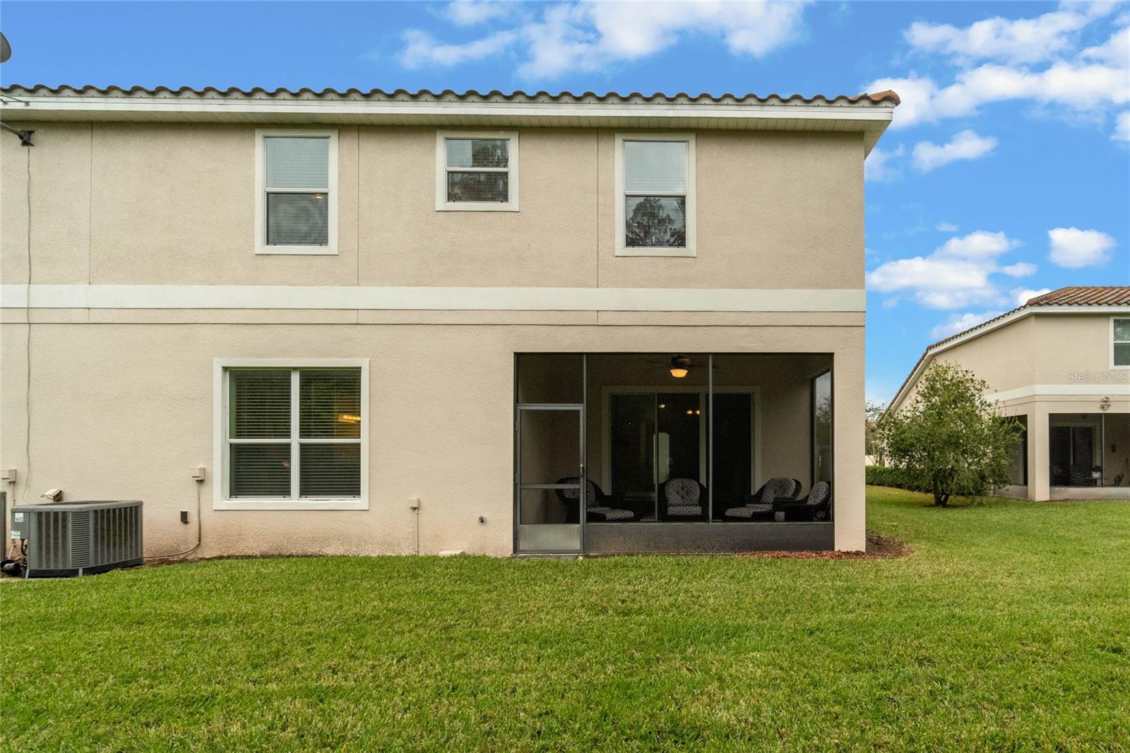 2807 PLYMOUTH PL