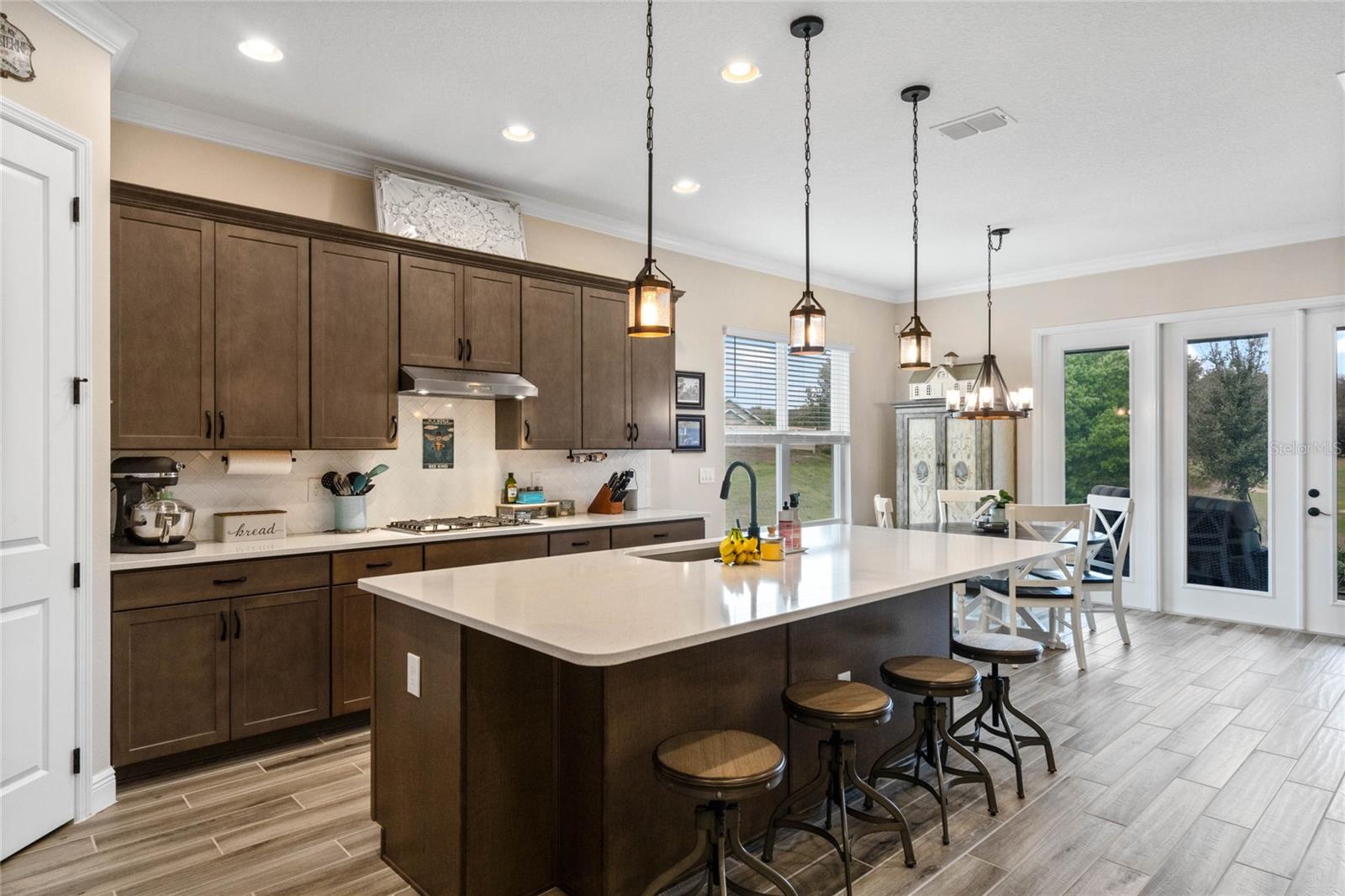 1558 WHITEWOOD CT