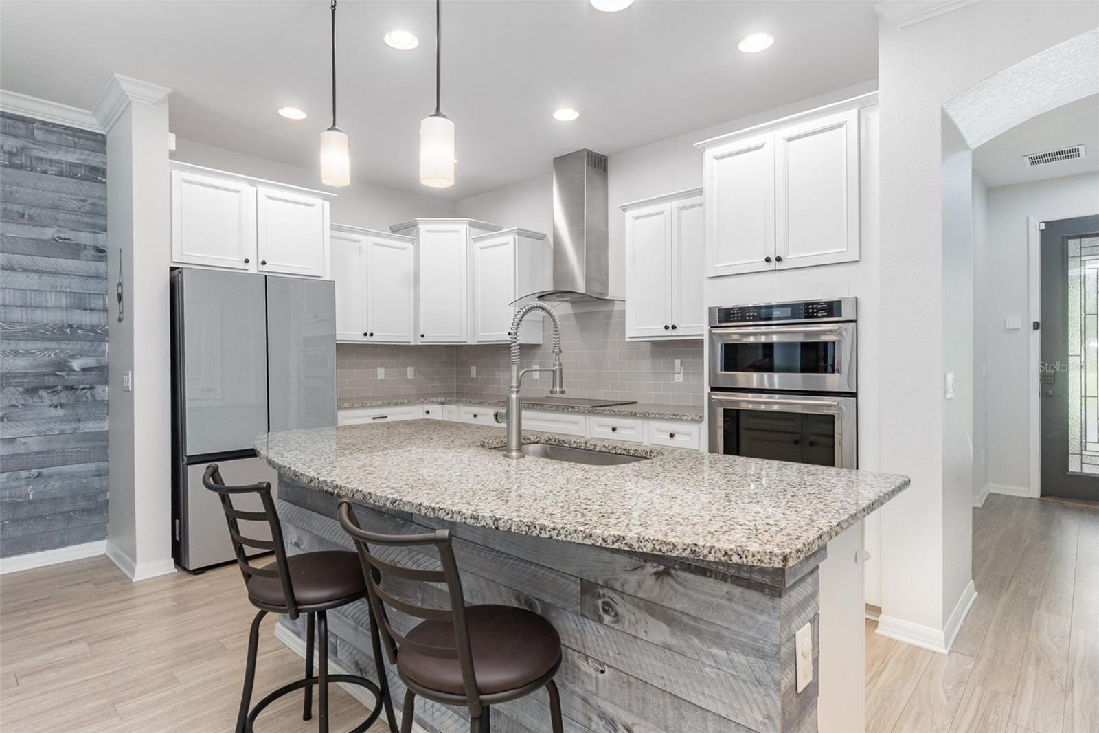 14215 LAKEVIEW PARK RD