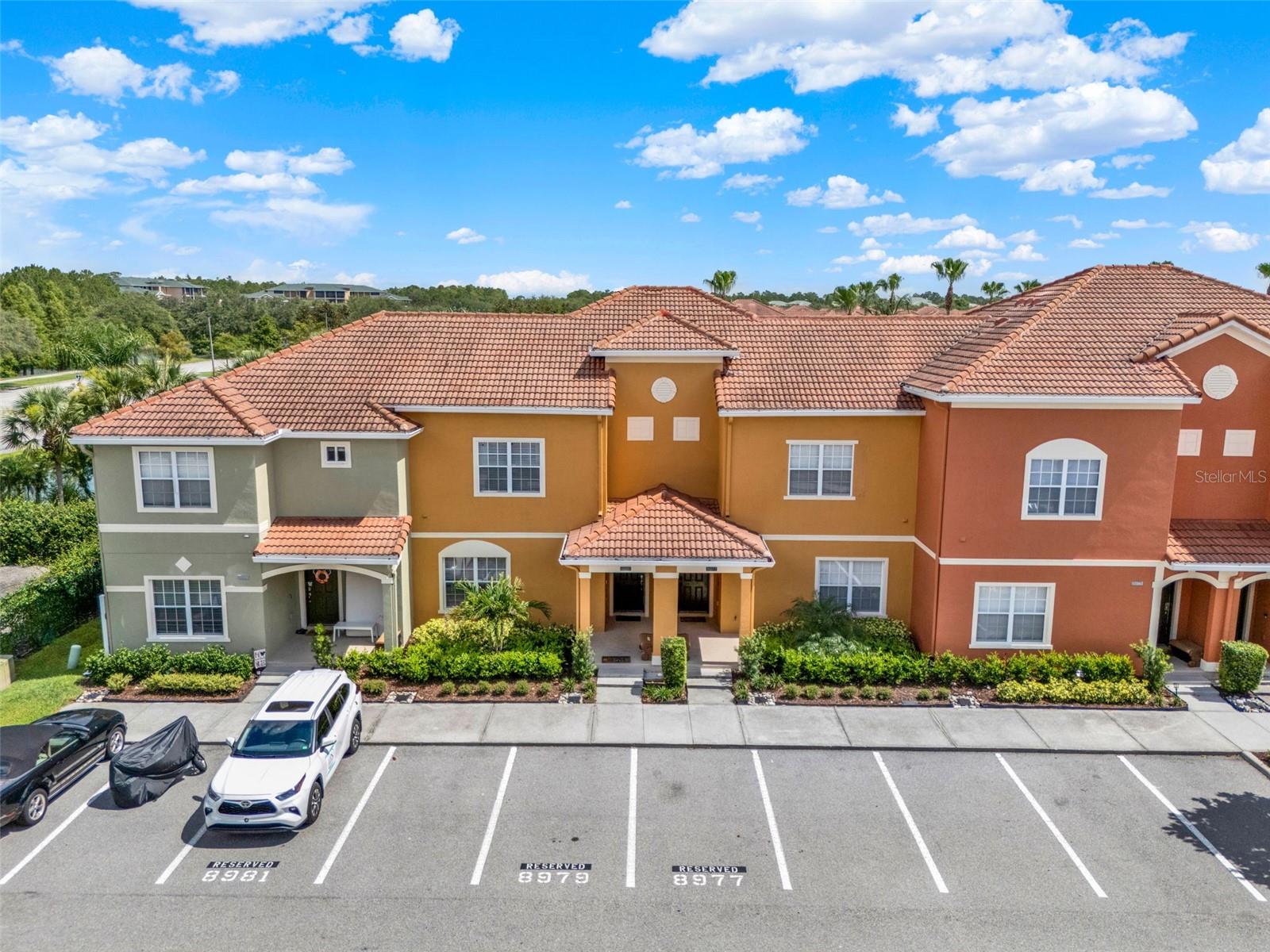 8977 MAJESTY PALM RD