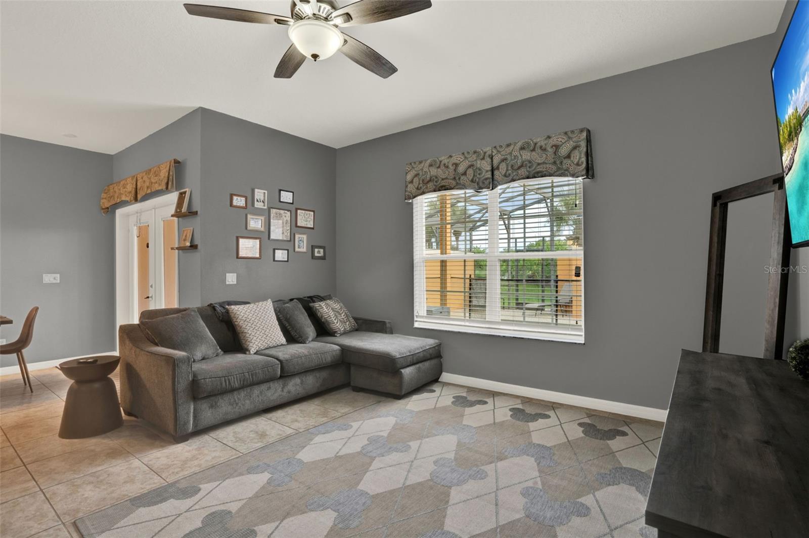 8977 MAJESTY PALM RD