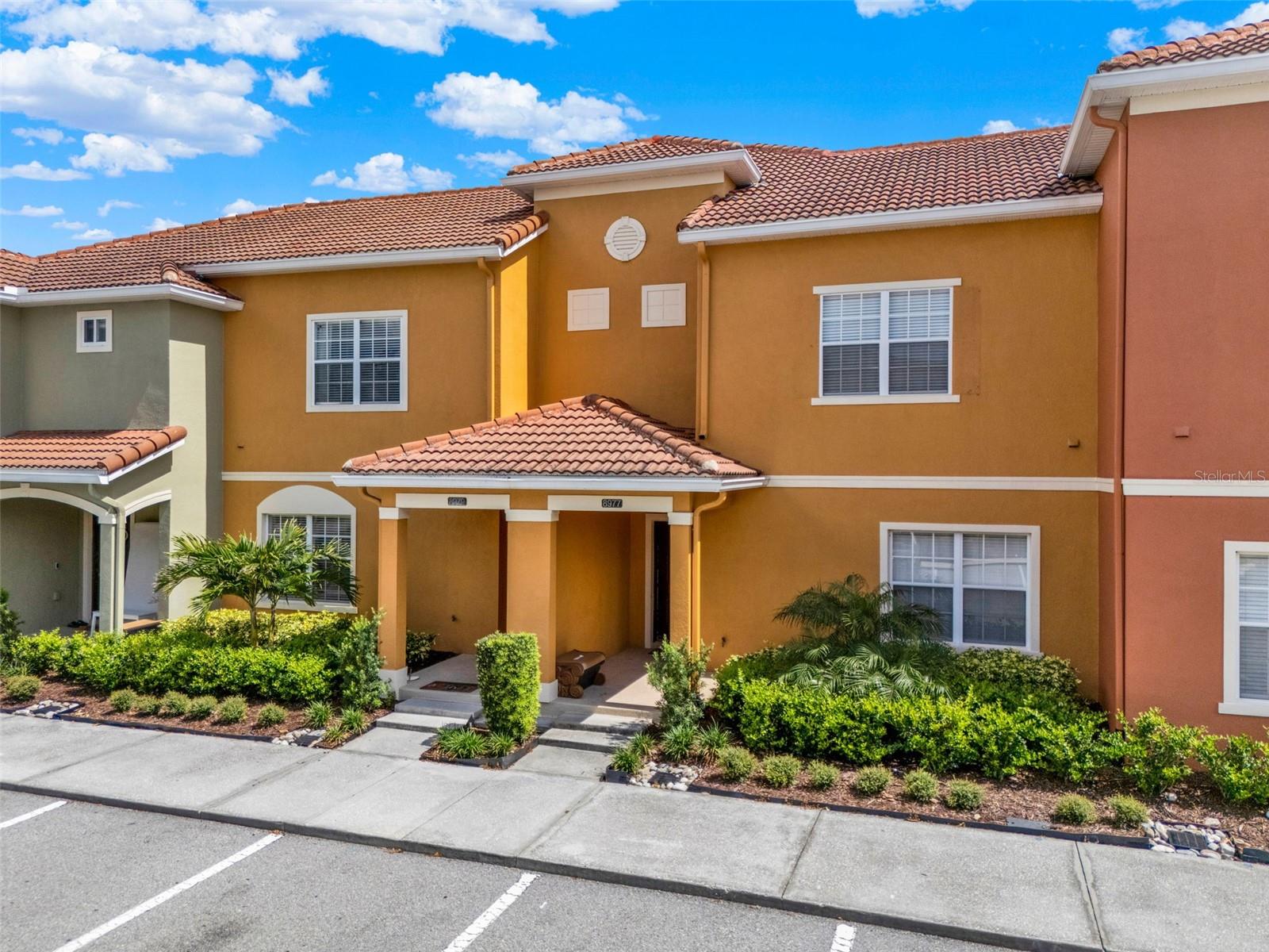 8977 MAJESTY PALM RD