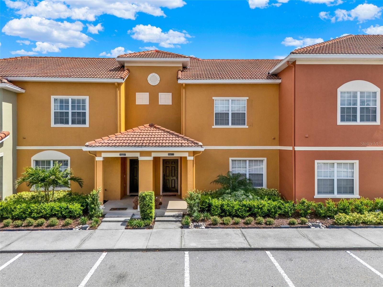 8977 MAJESTY PALM RD