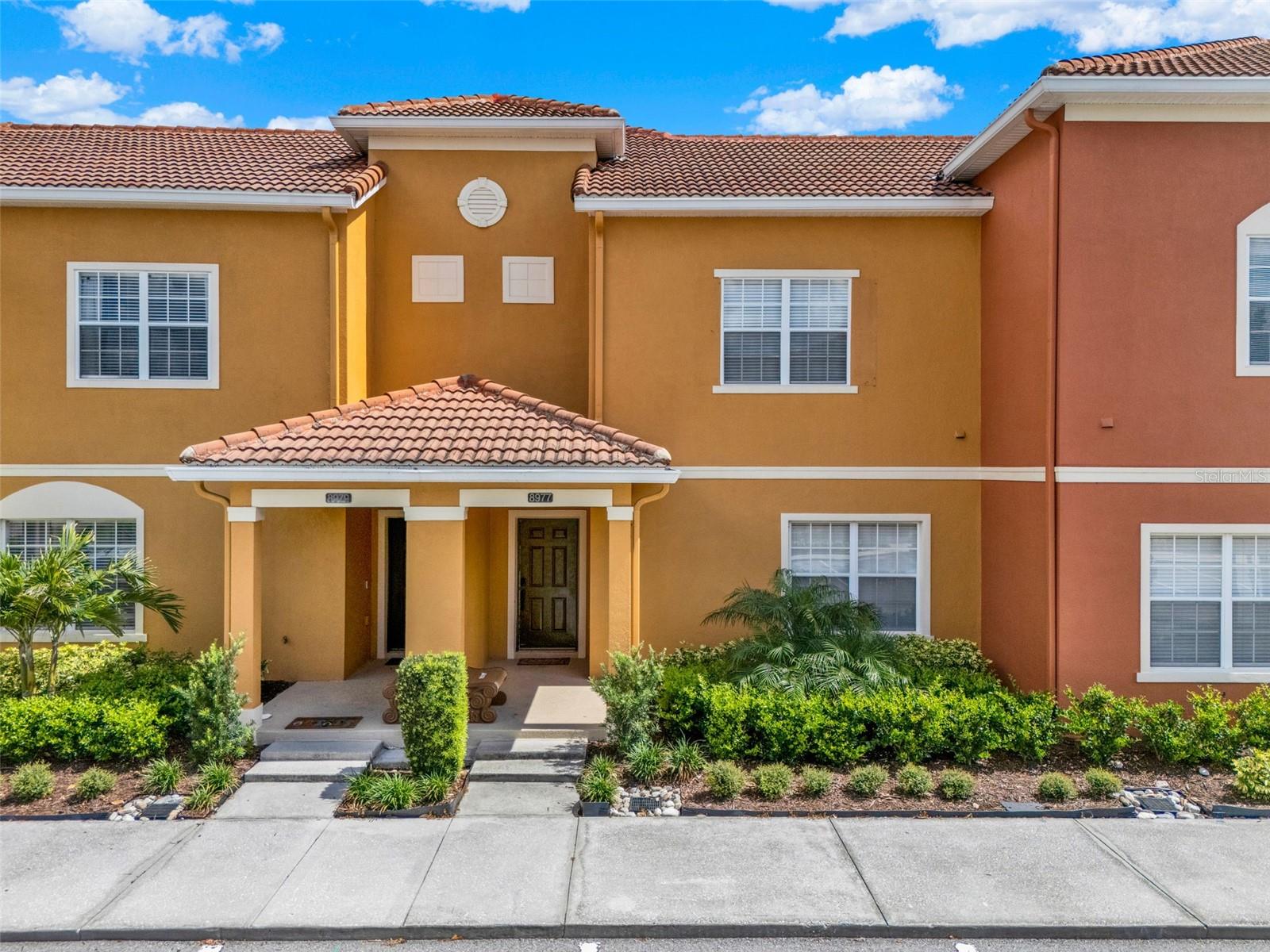 8977 MAJESTY PALM RD