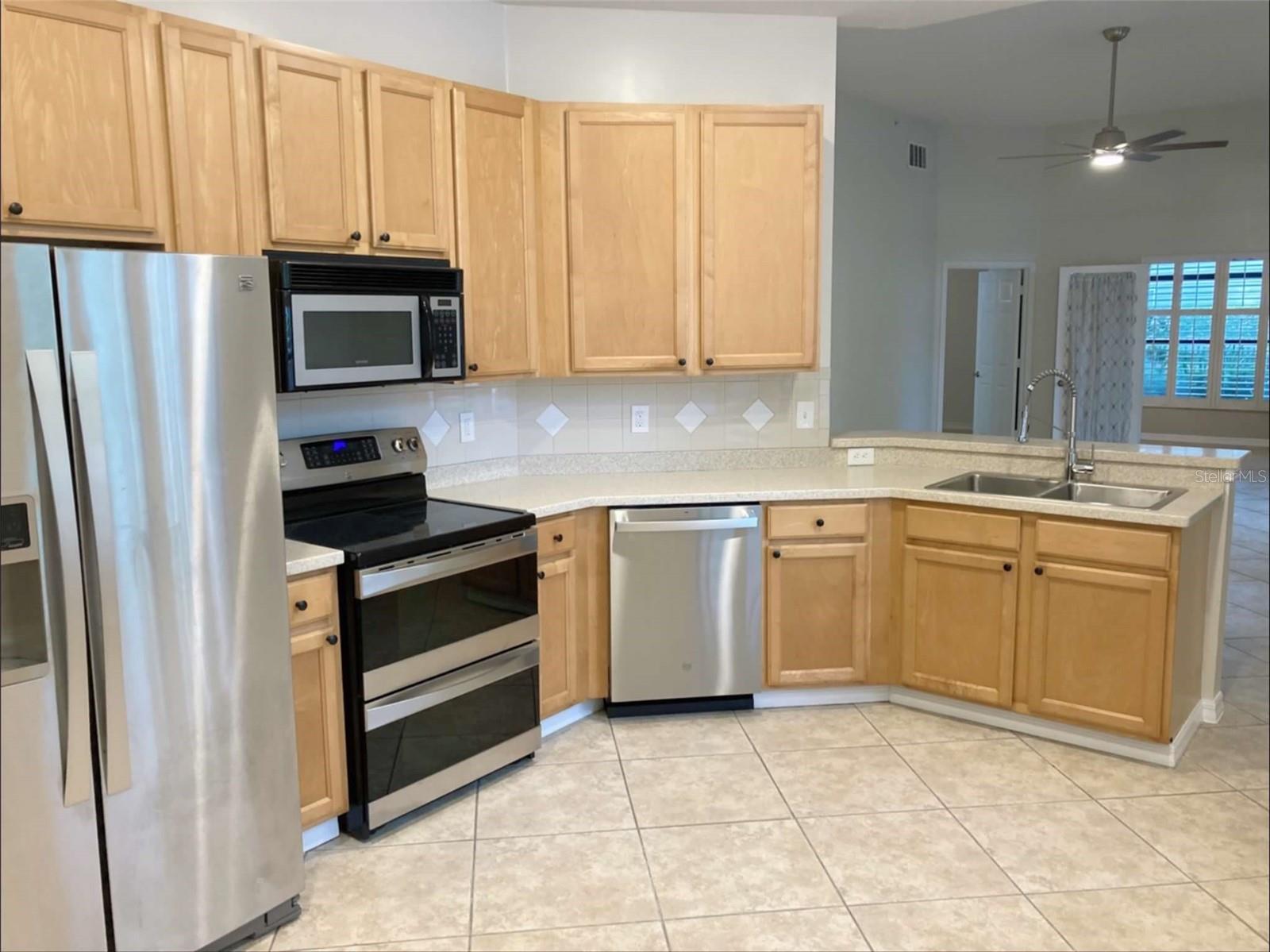 949 WESTPARK DR #107