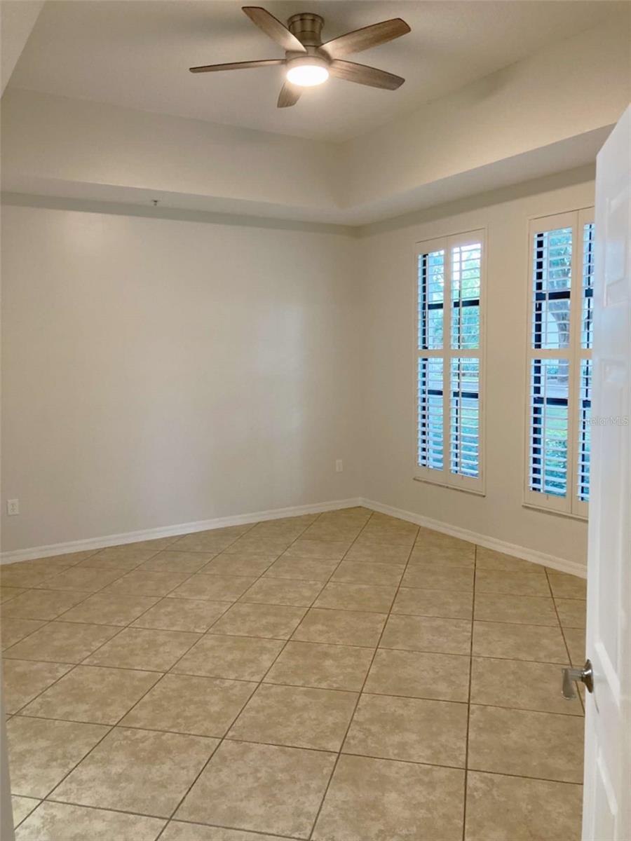 949 WESTPARK DR #107