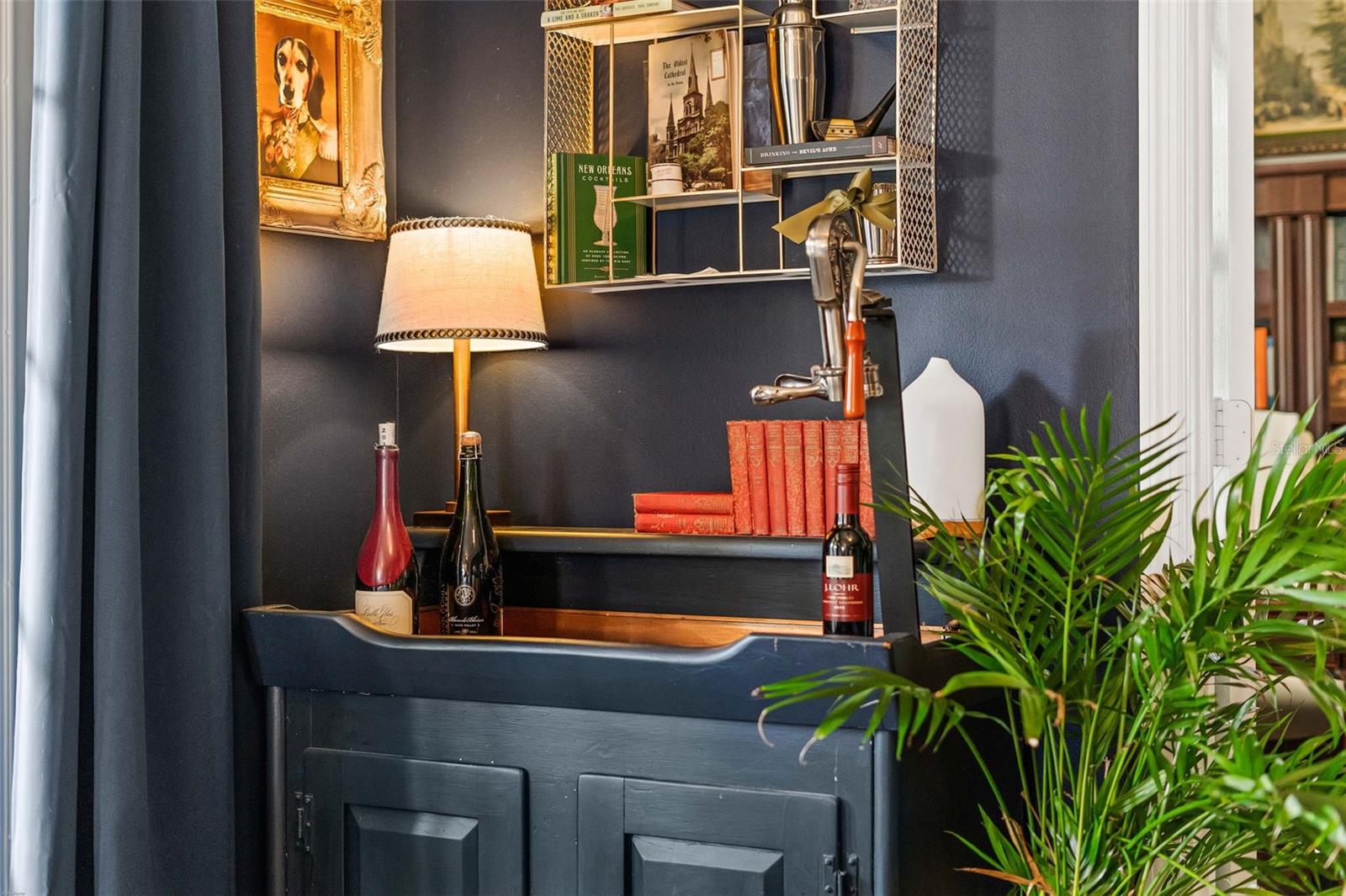 1121 CELEBRATION AVE #201