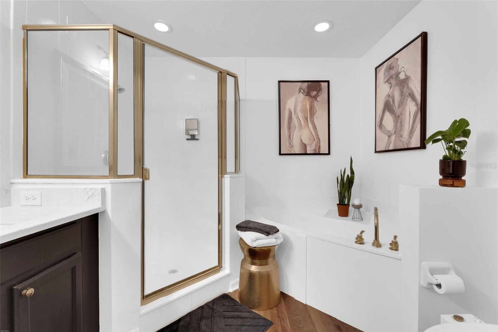 1121 CELEBRATION AVE #201