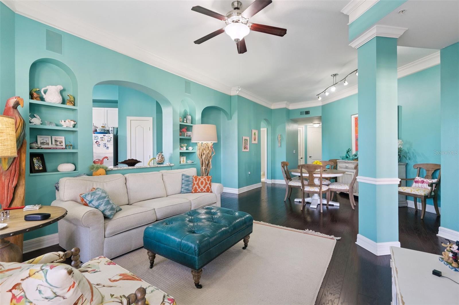 515 MIRASOL CIR #302