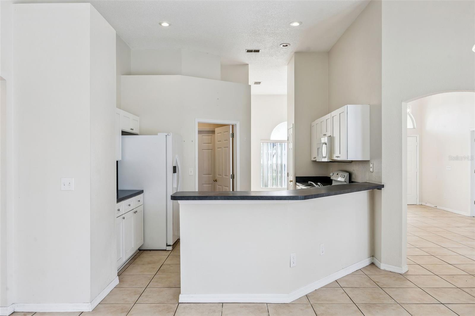 215 GREELEY LOOP