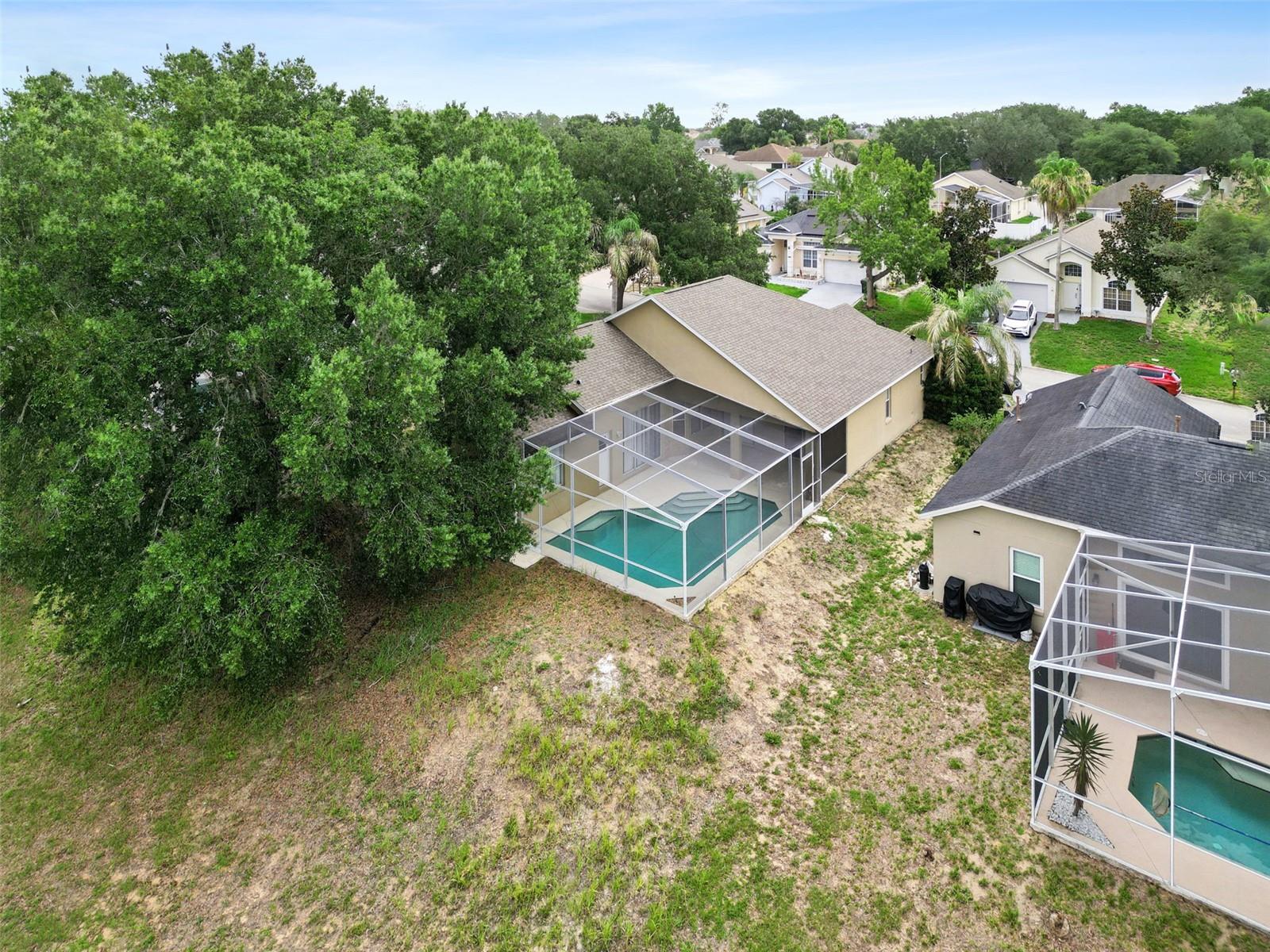 215 GREELEY LOOP