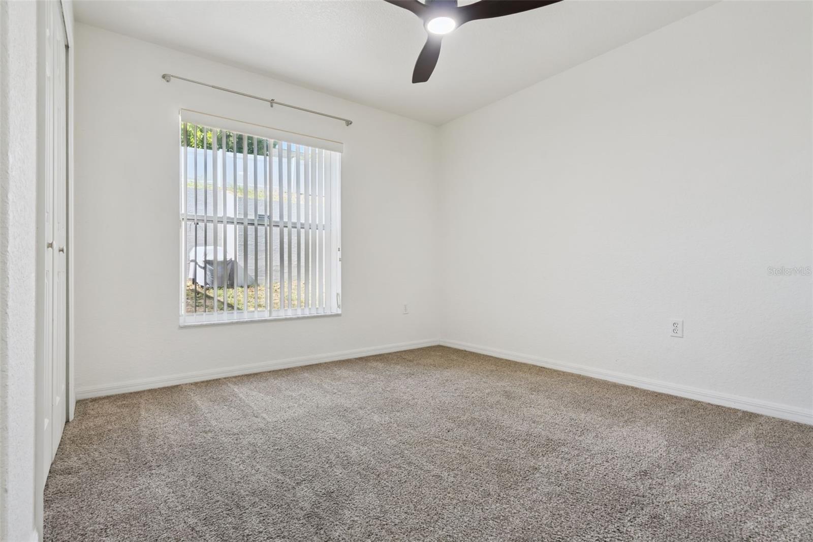 5549 LOMA VISTA LOOP