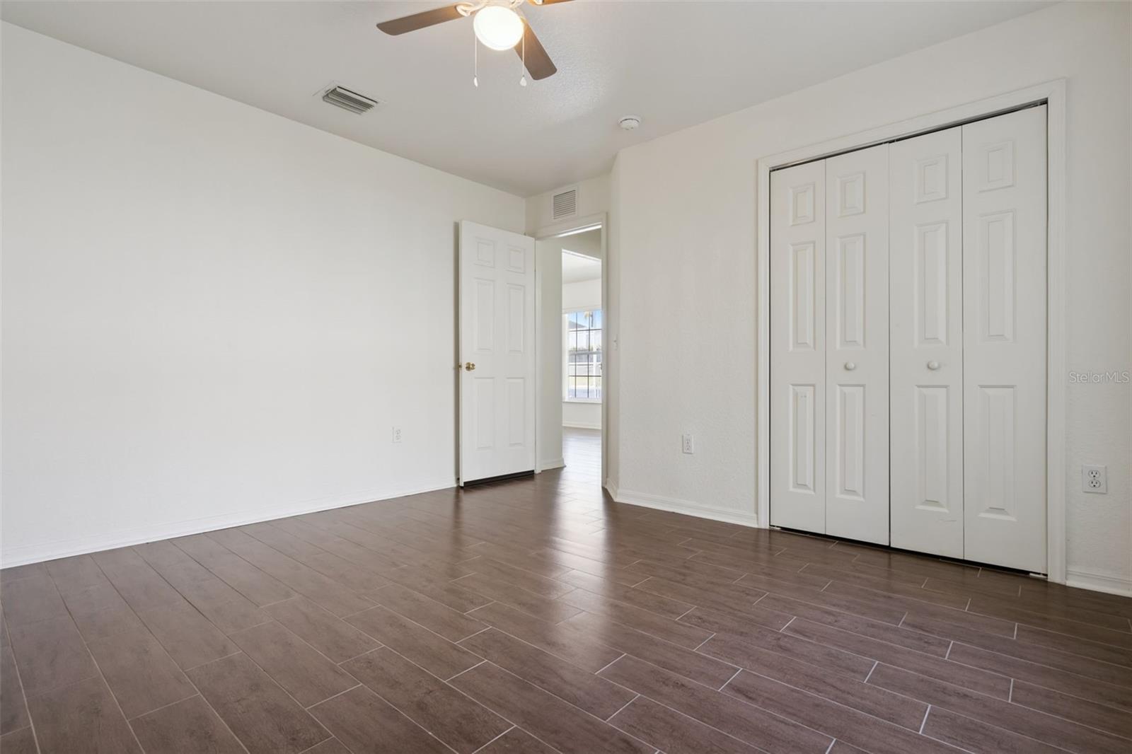 5549 LOMA VISTA LOOP