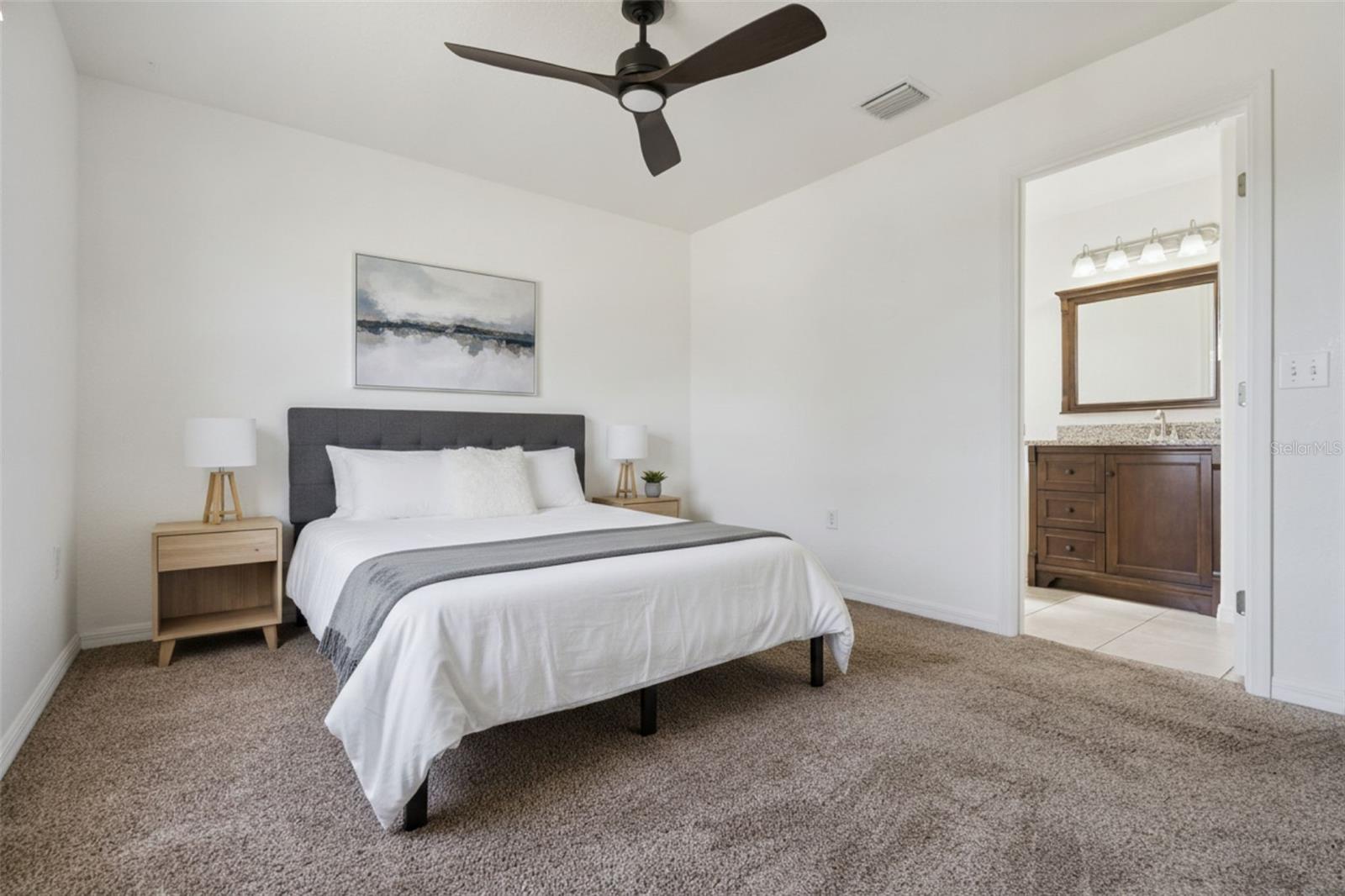 5549 LOMA VISTA LOOP
