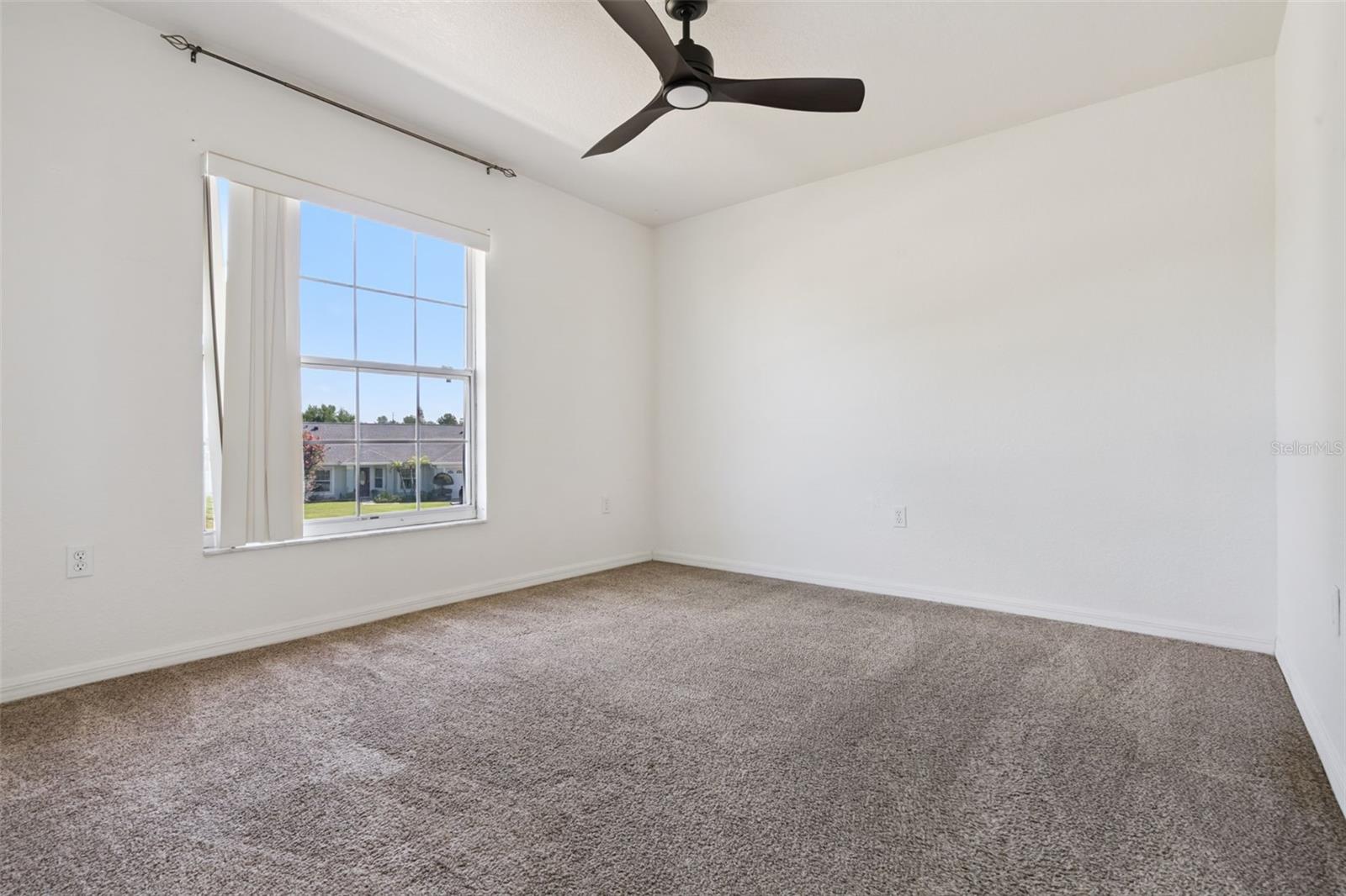 5549 LOMA VISTA LOOP