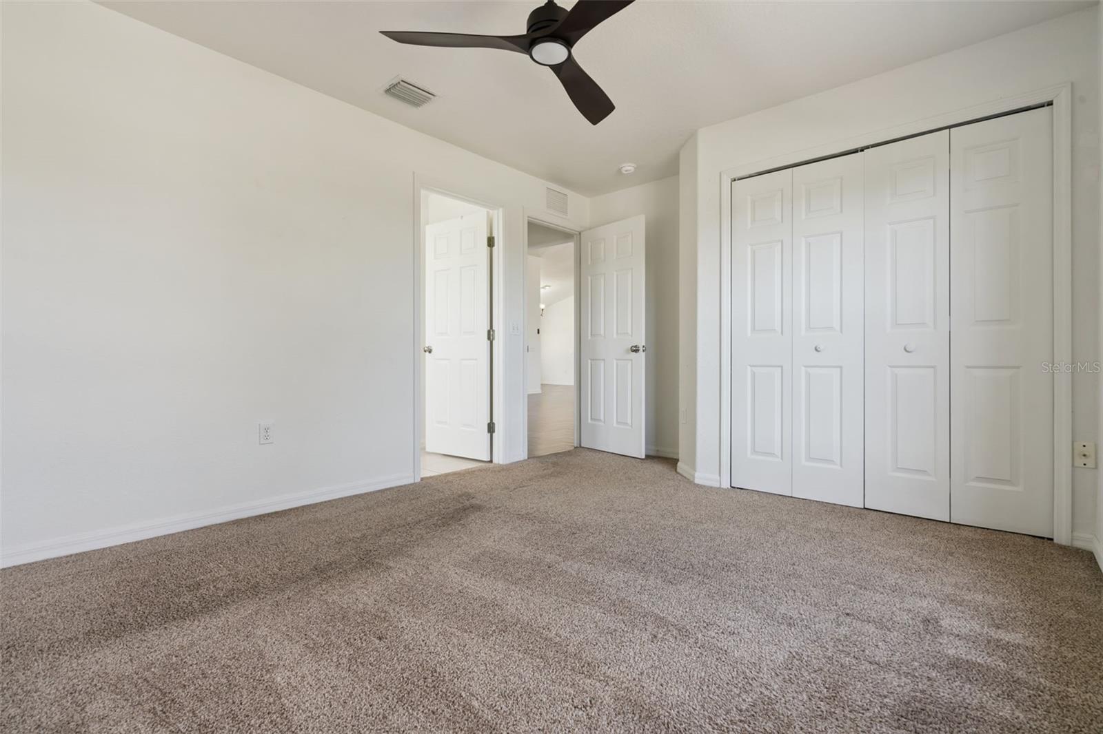 5549 LOMA VISTA LOOP