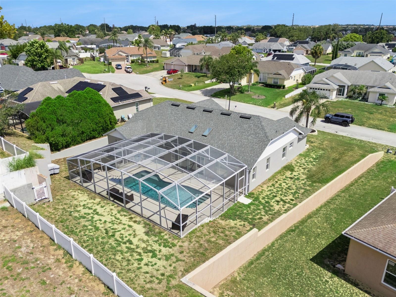 5549 LOMA VISTA LOOP