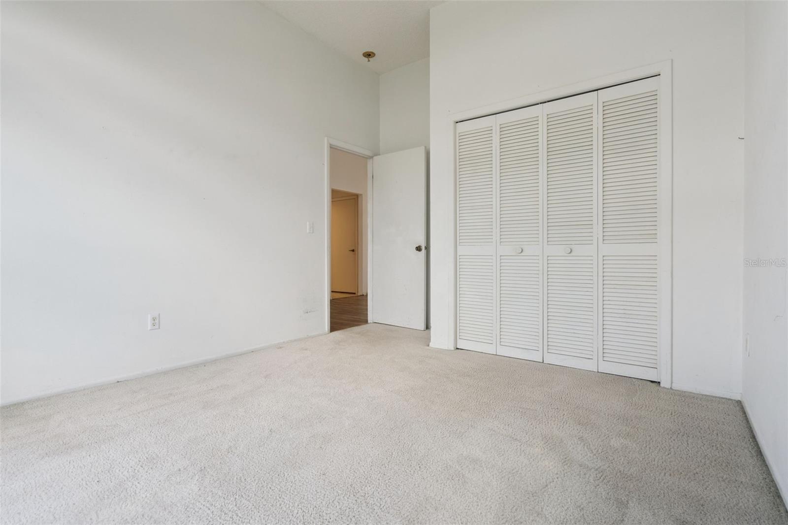 523 ROCHESTER LOOP