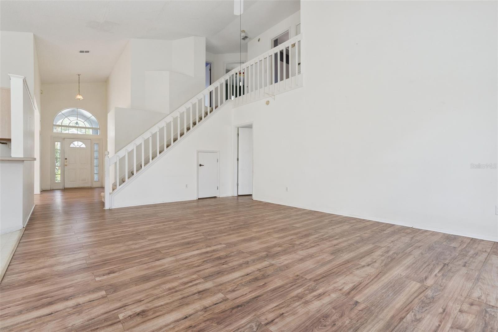 523 ROCHESTER LOOP
