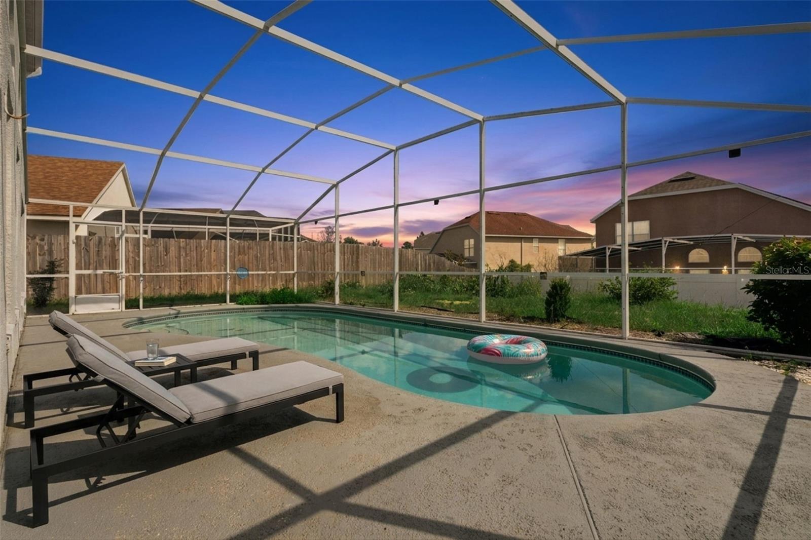 523 ROCHESTER LOOP