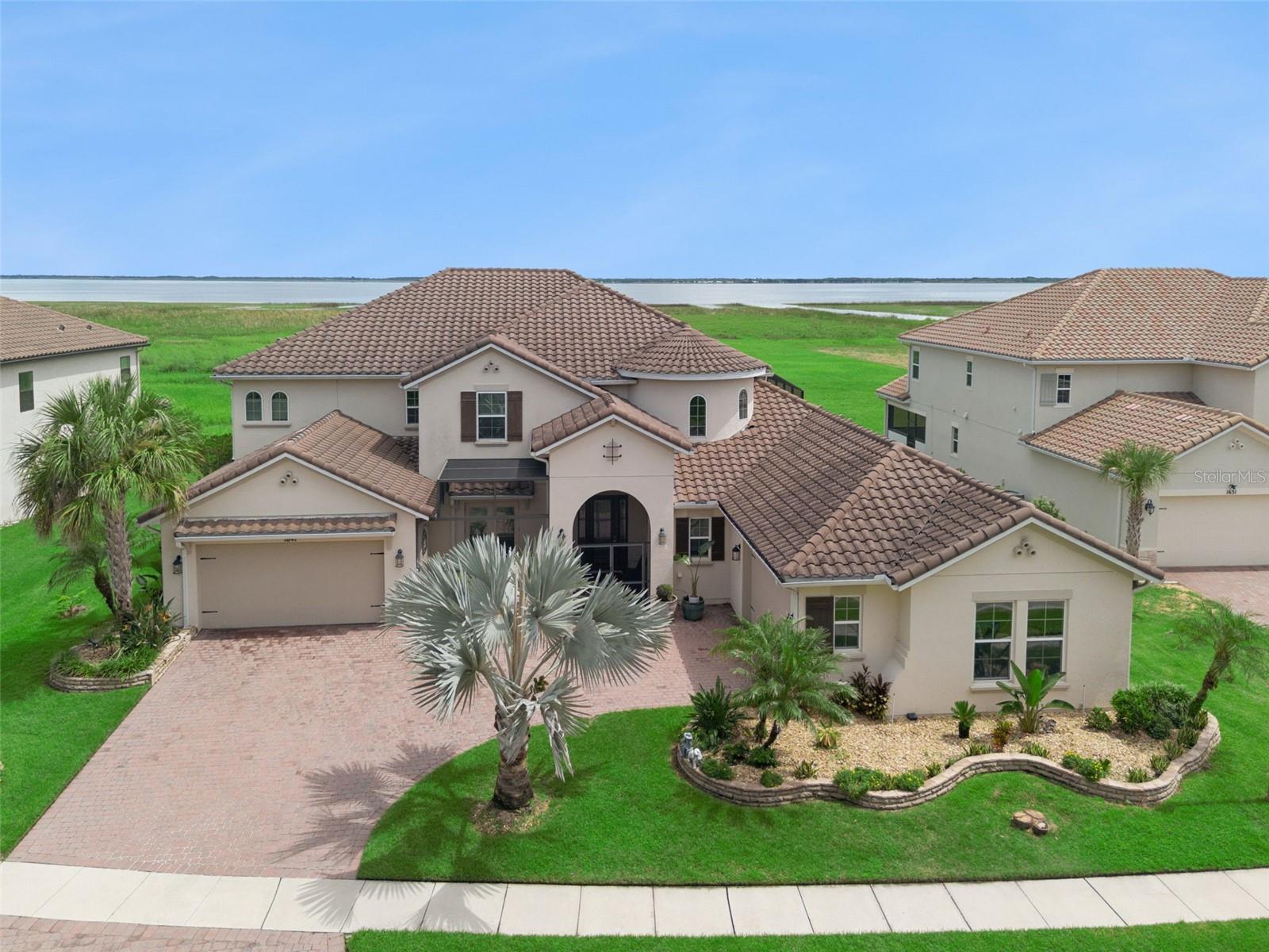 1641 GATEWAY LN