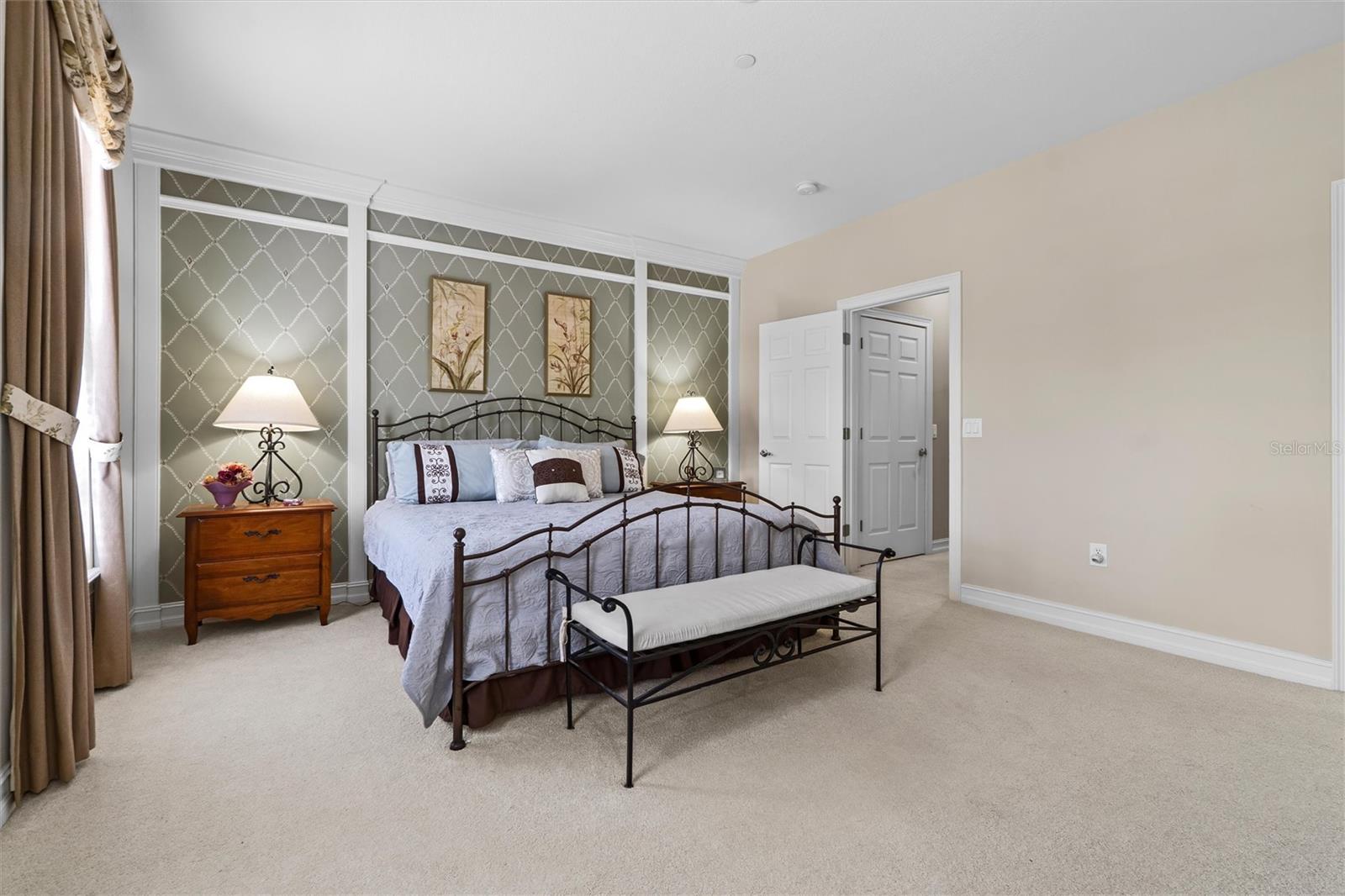 309 CELEBRATION BLVD