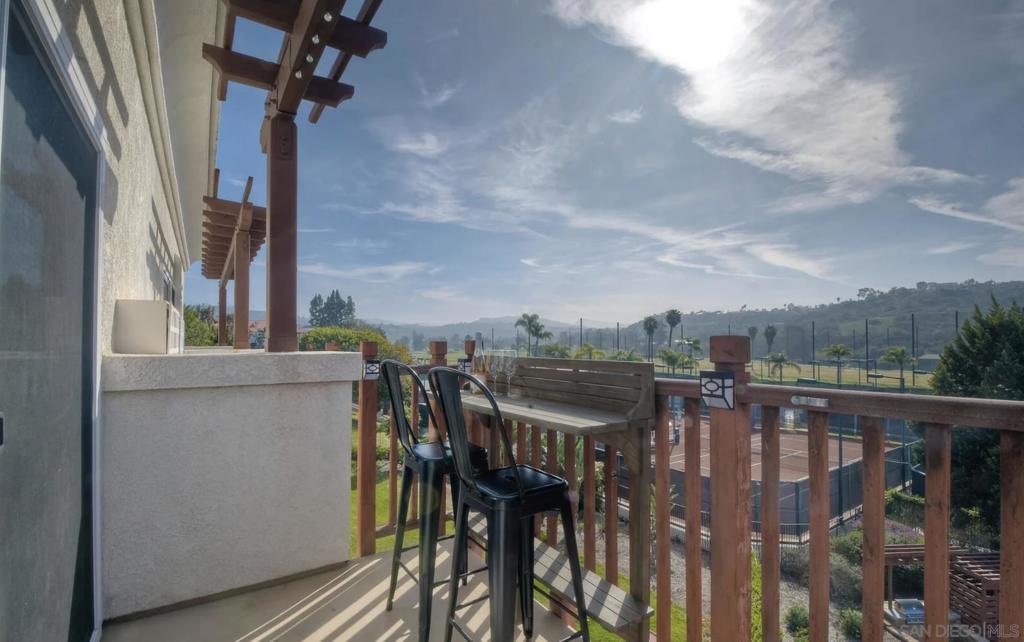 2003 Costa Del Mar Rd 696