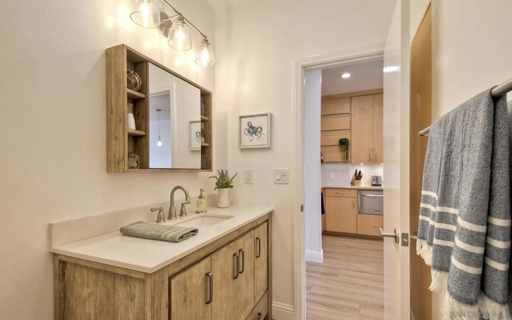 2003 Costa Del Mar Rd 696