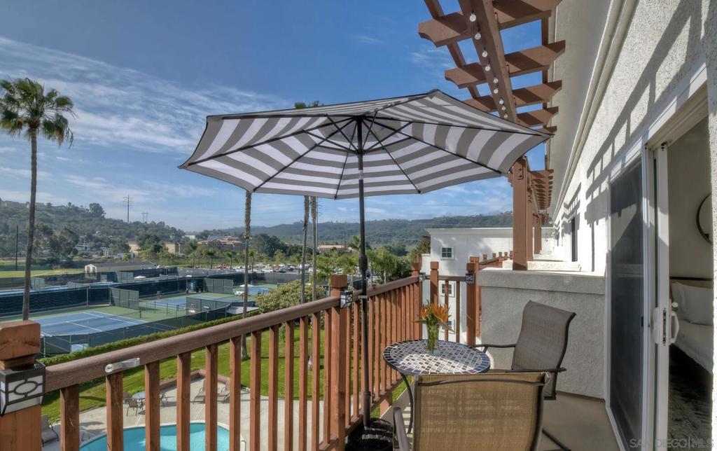 2003 Costa Del Mar Rd 696