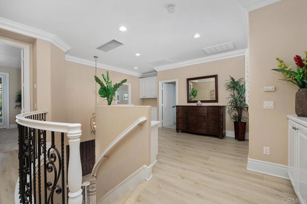 8008 Avenida Secreto