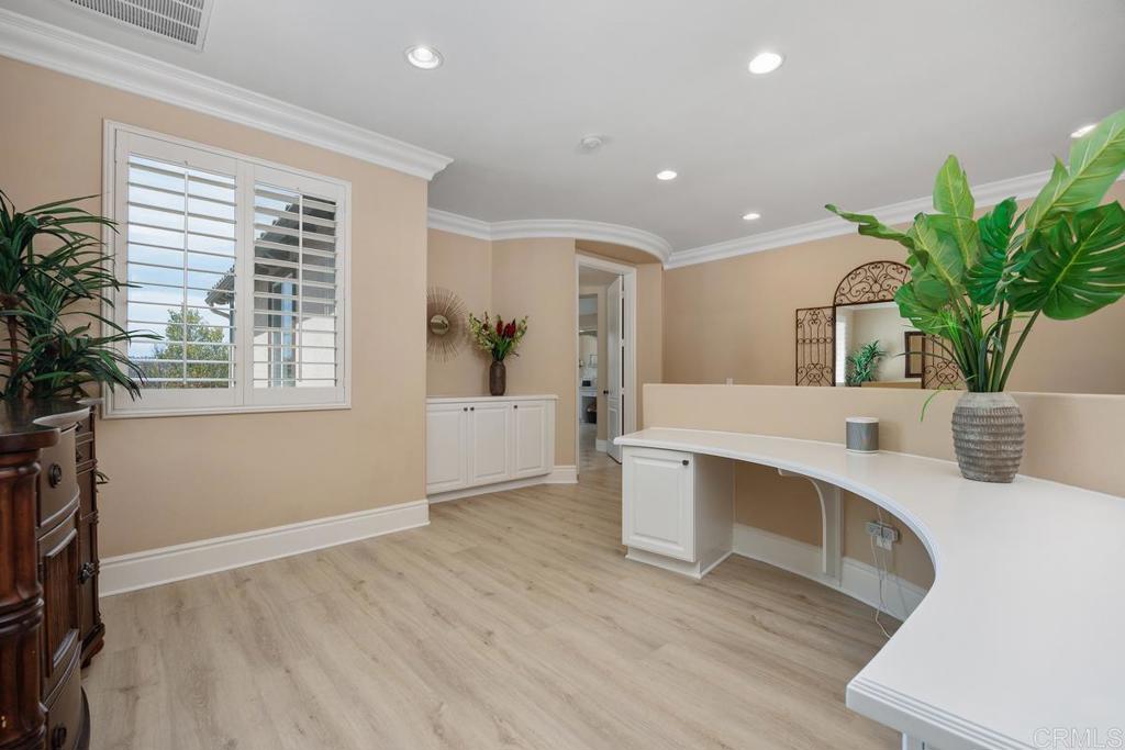 8008 Avenida Secreto