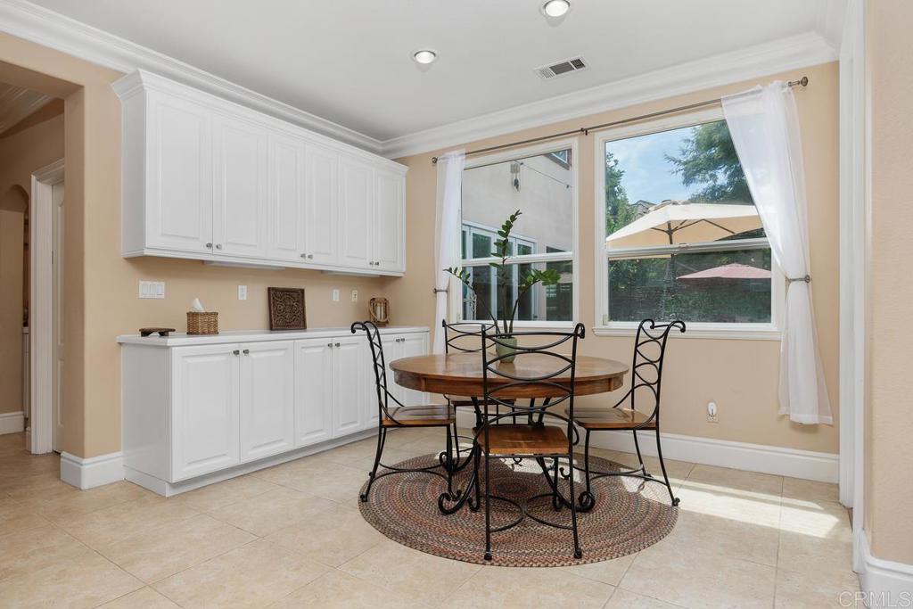 8008 Avenida Secreto