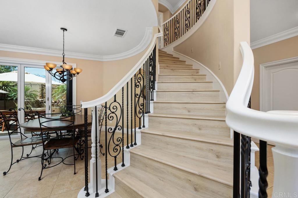 8008 Avenida Secreto