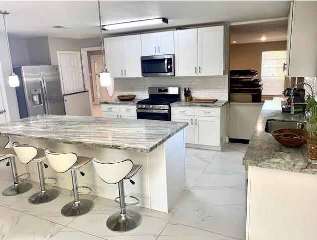 13911 Briar Place Drive