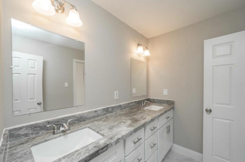 13911 Briar Place Drive