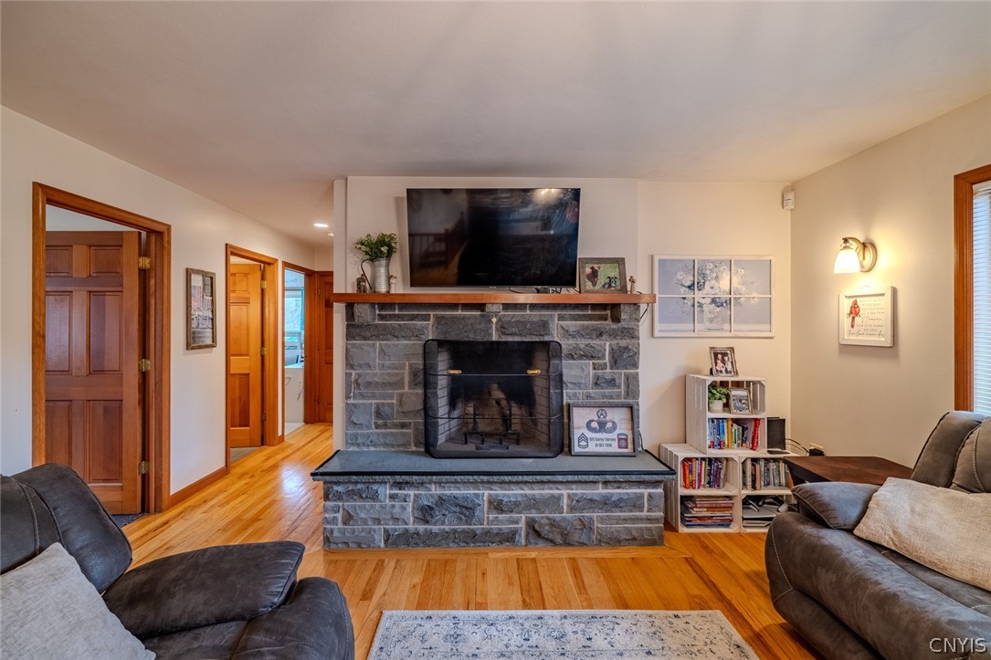6351 Prospect Terrace