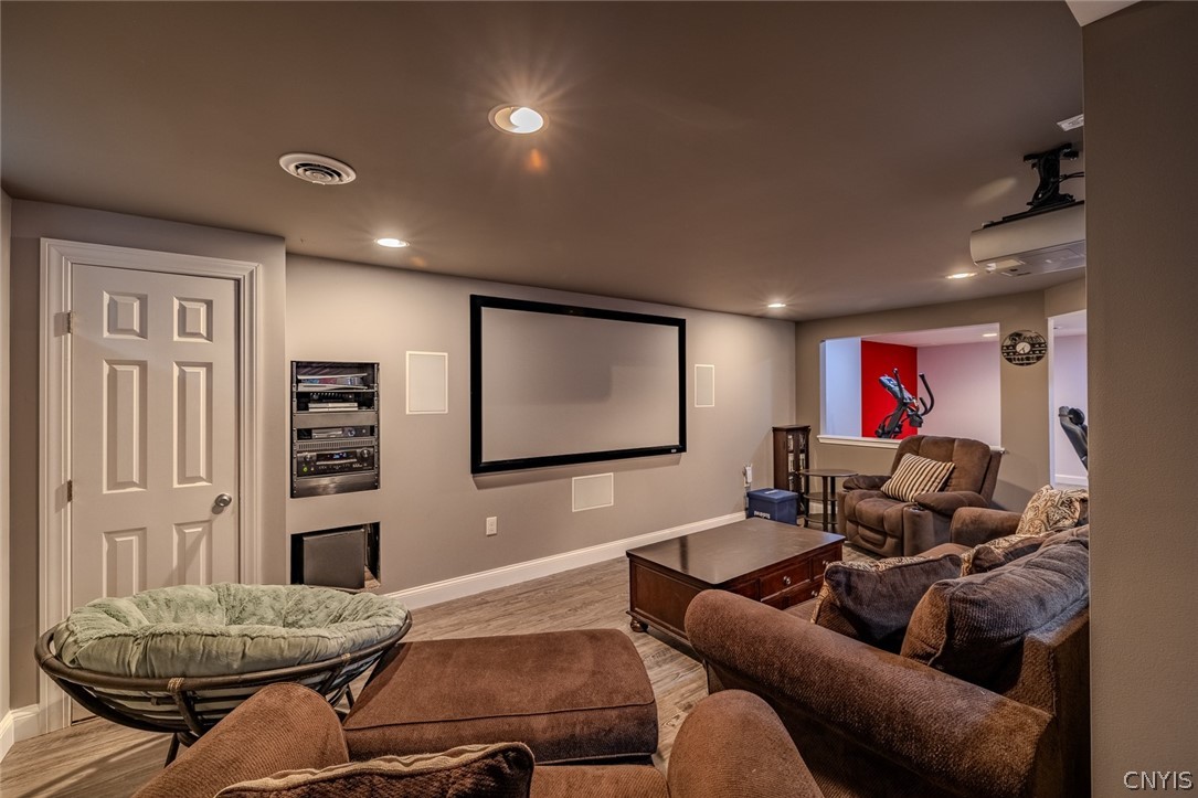 8782 Wedgefield Lane